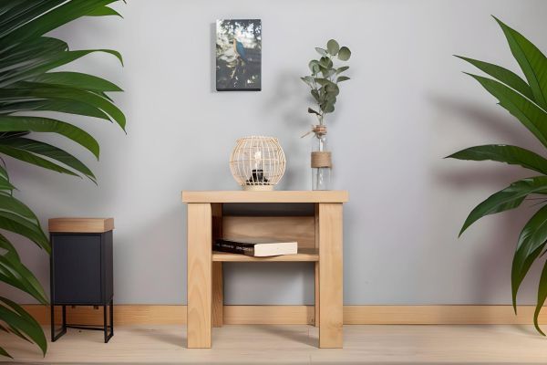 Table de chevet minimaliste en bois massif / LÉOPOLD